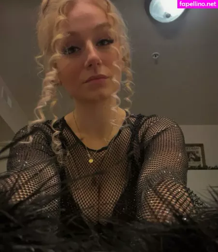 Hannah Woods OnlyFans Thumbnail #caVdfyUzkJ