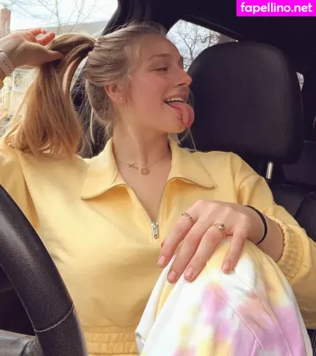 Hannah Woods OnlyFans Thumbnail #i9MZBsy06L