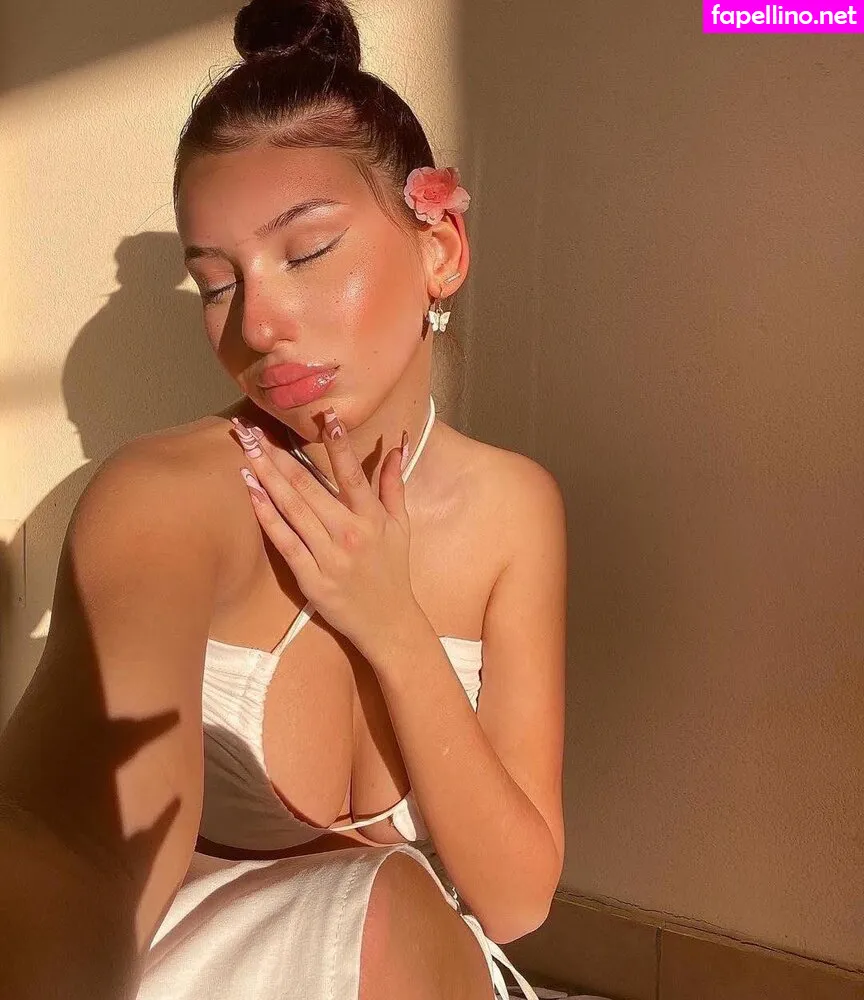 hannahdenisee, zoezi_hannah Nude Leaked OnlyFans Photo #qSrjZAvJyC