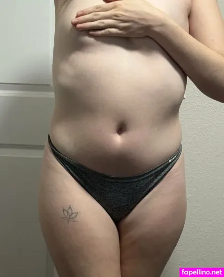 Hannah0420bear OnlyFans Thumbnail #iXoFDqysfb