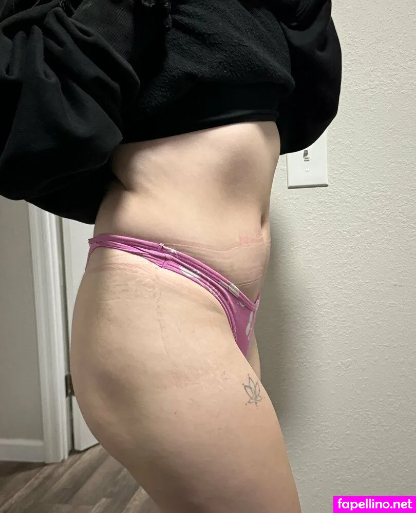 hannah.bear420, hannah0420bear Nude Leaked OnlyFans Photo #yZeLjEhpXy