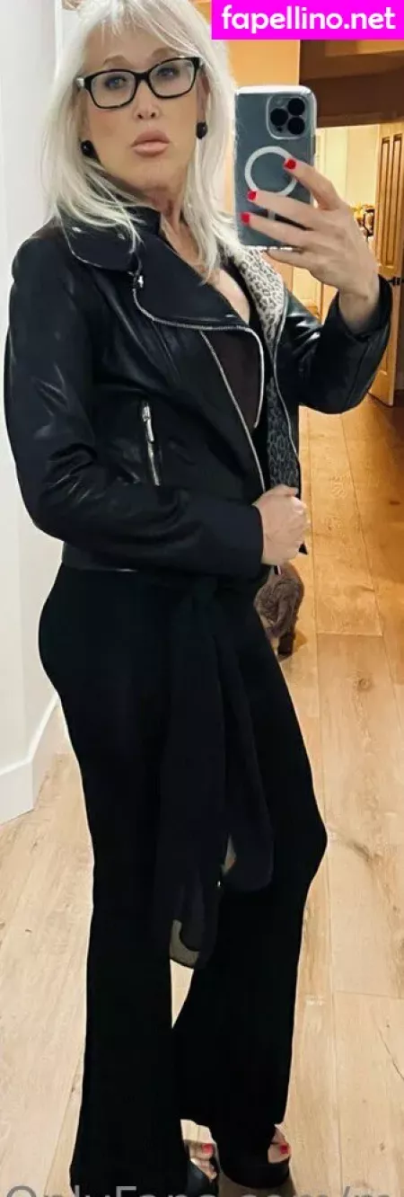 Hannahandsuzie OnlyFans Thumbnail #jhfYeT59QV