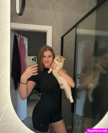 Hannahbecker 5 OnlyFans Thumbnail #38m8agRage