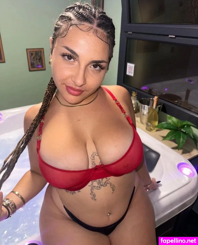 Hannahcomda Nude Leaked OnlyFans Photo #tyf7OvTrfV