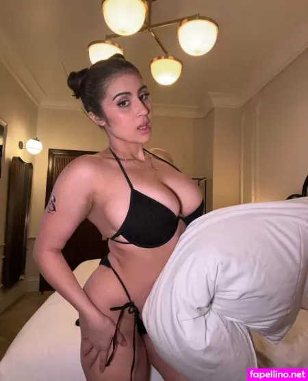 Hannahelainexoxo 1 OnlyFans Thumbnail #1jjcSB7i03