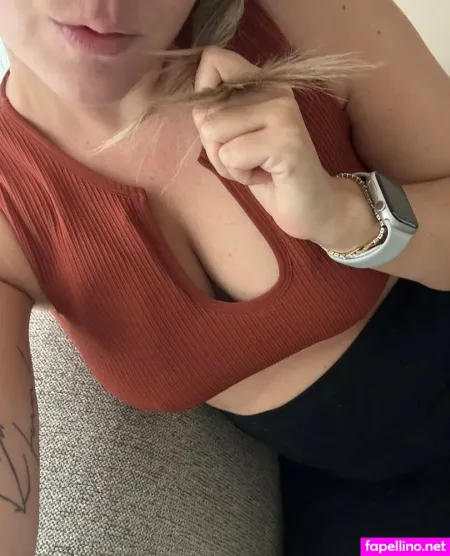 Hannahhenry OnlyFans Thumbnail #eKeBM2xrcs