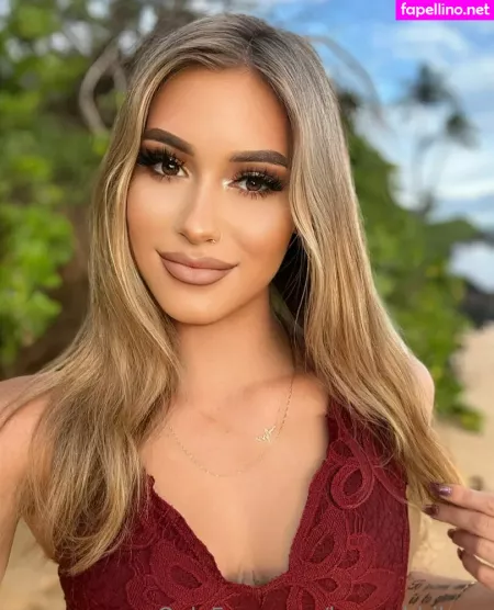 Hannahhikess OnlyFans Thumbnail #WdZXj2f5k9