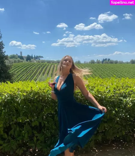 Hannahhitchner OnlyFans Thumbnail #n8EVcK0o9X