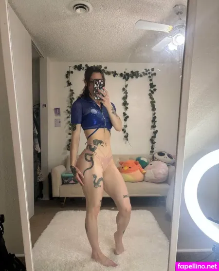 Hannahhsolana OnlyFans Thumbnail #NrK6cuu7eL