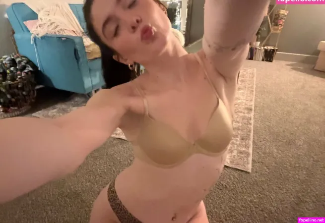 Hannahmaee3 OnlyFans Thumbnail #y4CnlbLGPE