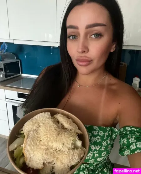 Hannareynolds OnlyFans Thumbnail #6wVieUOAzU