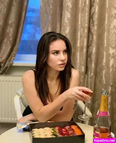 Hannarose Top OnlyFans Thumbnail #sXDj4RYkW4