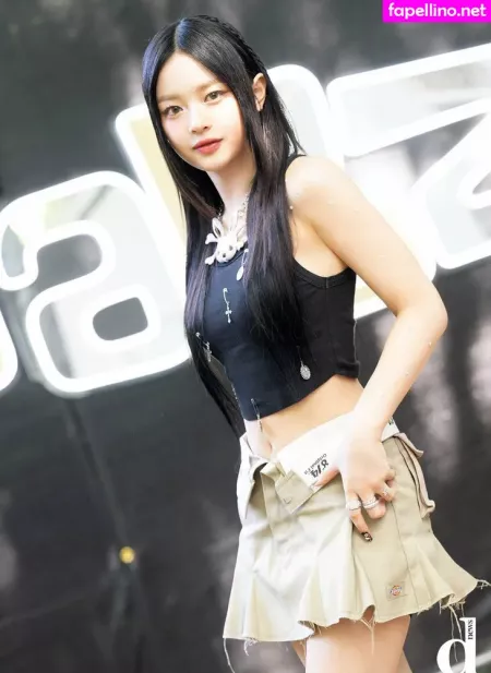 Hanni Pham OnlyFans Thumbnail #oQ4bdKhoH3