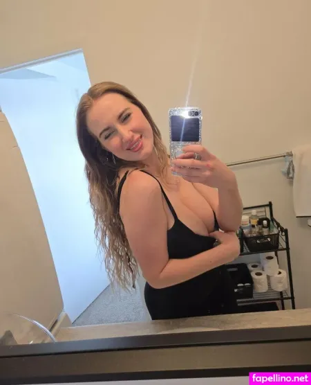 Hannylouise OnlyFans Thumbnail #OGe4RcPLAm