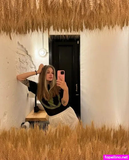 Happiness Veronica OnlyFans Thumbnail #UPPdiu3M8a