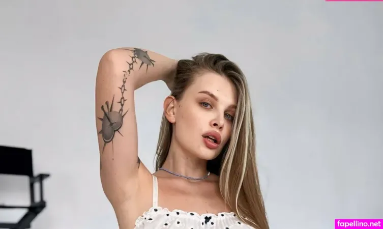 Happiness Veronica OnlyFans Thumbnail #VvOWi4FsPq