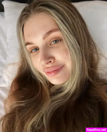 Happiness Veronica OnlyFans Thumbnail #r3zl6qYwtg