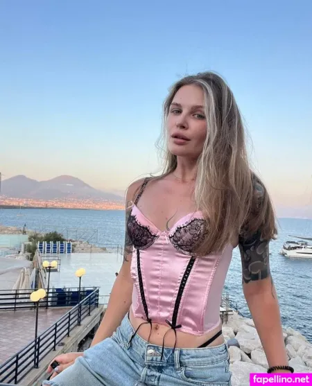 Happiness Veronica OnlyFans Thumbnail #rvr2e9XEYh