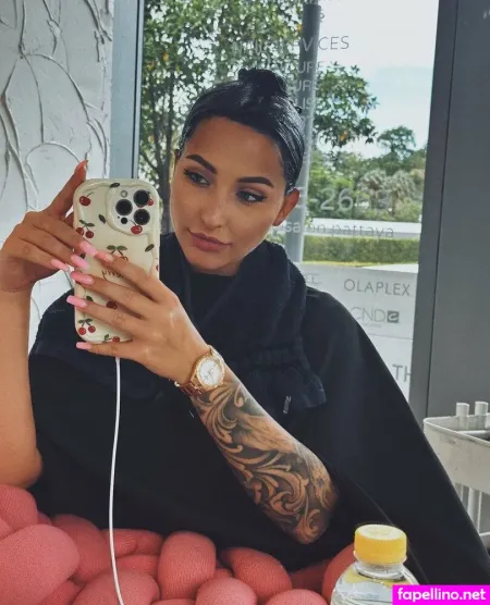 Happy Yulia Happy Yulia OnlyFans Thumbnail #ObgD0UH1Le