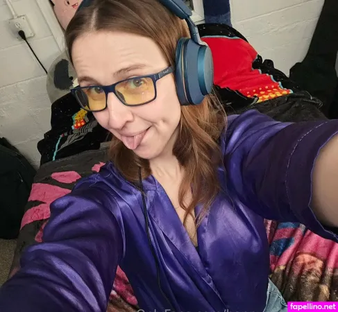 Happygoluckytgirl OnlyFans Thumbnail #b1tg8I17ff