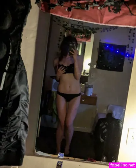Happypillsandliberties OnlyFans Thumbnail #2Q8RKm4GHA