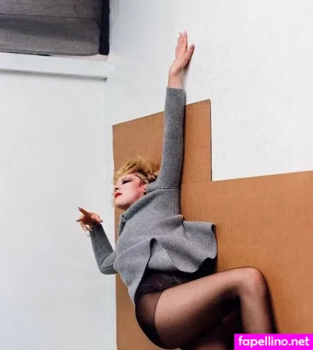 Hari Nef OnlyFans Thumbnail #WTVb0huTH4