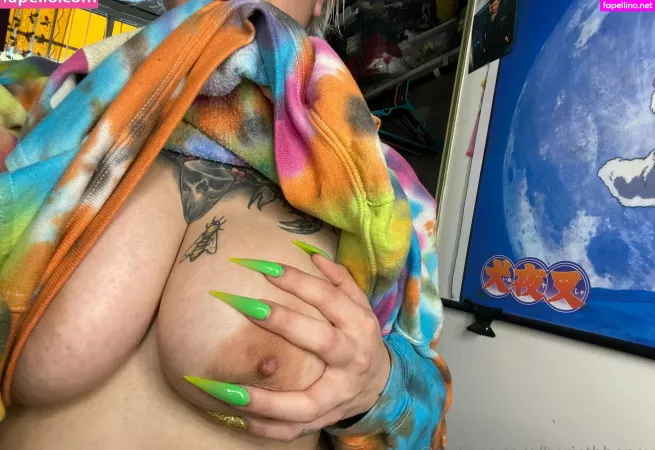 Hariethhoney OnlyFans Thumbnail #MqND8UJvsP