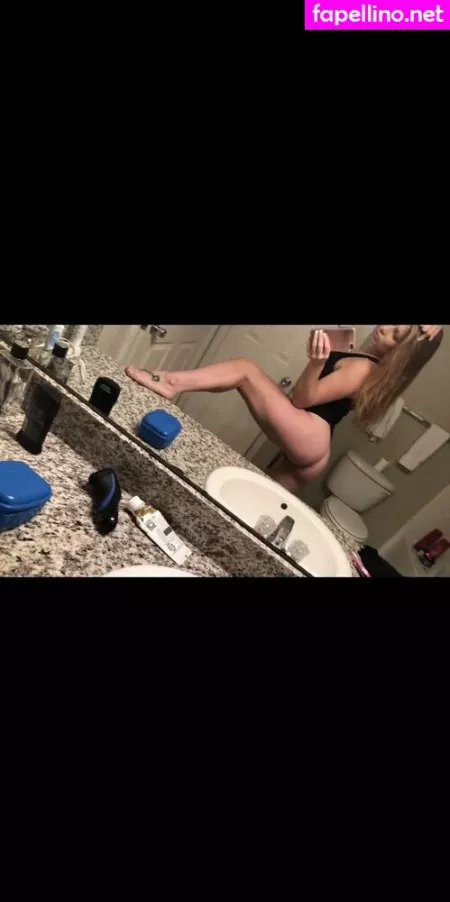 Harleemarie OnlyFans Thumbnail #8hyGKWXe5B