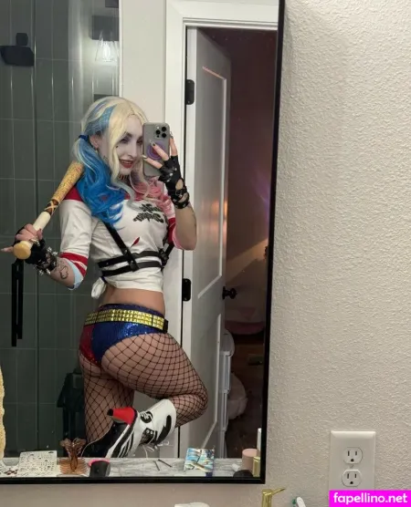 Harley Quinn Cosplay OnlyFans Thumbnail #79BJx79NSD