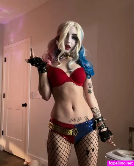 Harley Quinn Cosplay OnlyFans Thumbnail #u76hU89v44