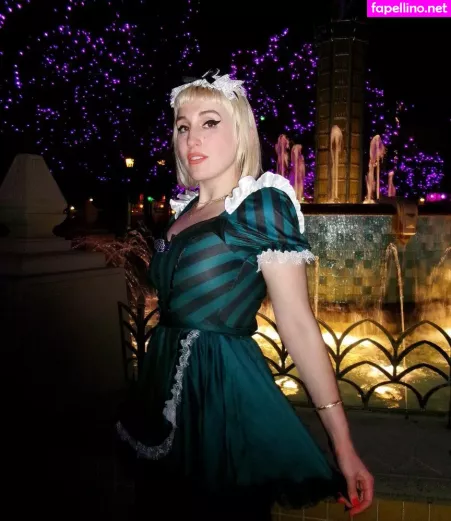 Harley Quinn Smith 1 OnlyFans Thumbnail #19Wr1kuXyW