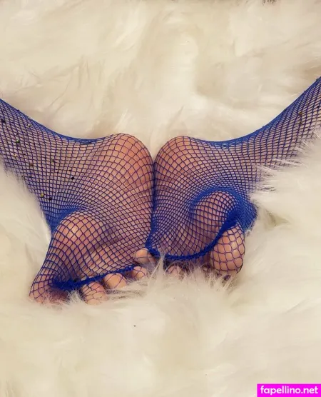 Harleyandivysfeet OnlyFans Thumbnail #FDj1bVHmfh