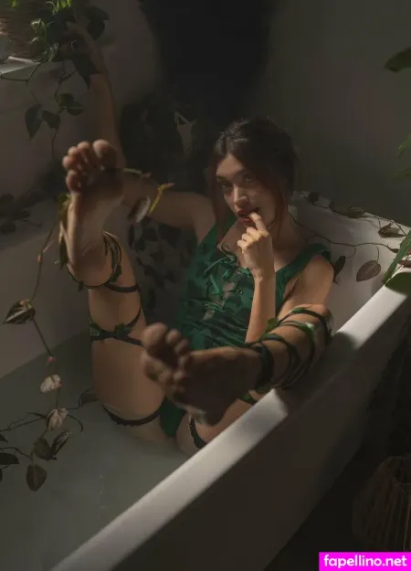 Harleymelts OnlyFans Thumbnail #B38WY7lnrz