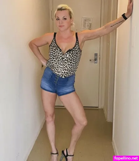 Harleyreyfree OnlyFans Thumbnail #dKQnfNnp3u