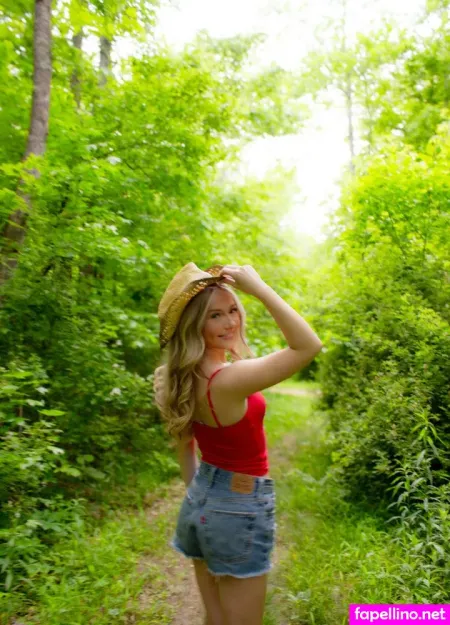 Harlowellis OnlyFans Thumbnail #SKBY38kF4W