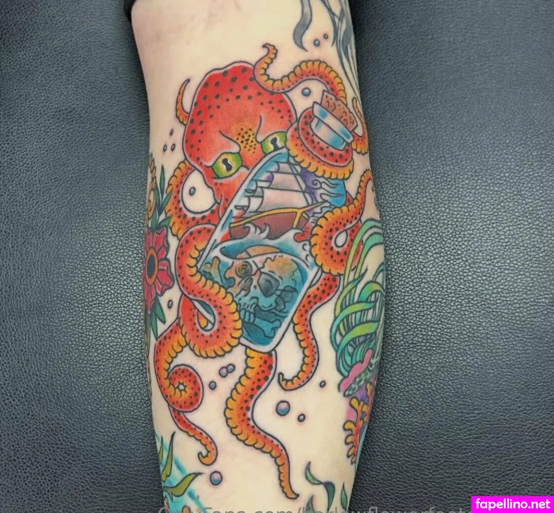 harlowflowerfootgoddess, hippyharlow Nude Leaked OnlyFans Photo #b39TjLUZAz