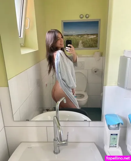 Harmenny 1 OnlyFans Thumbnail #oTdoWwaBZ3