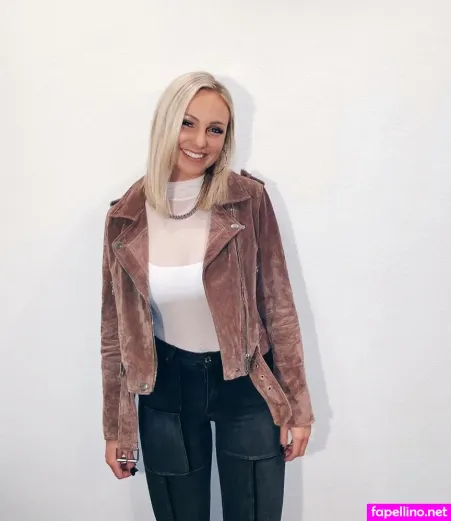 Harper Hempel OnlyFans Thumbnail #cPbNdUMZAj