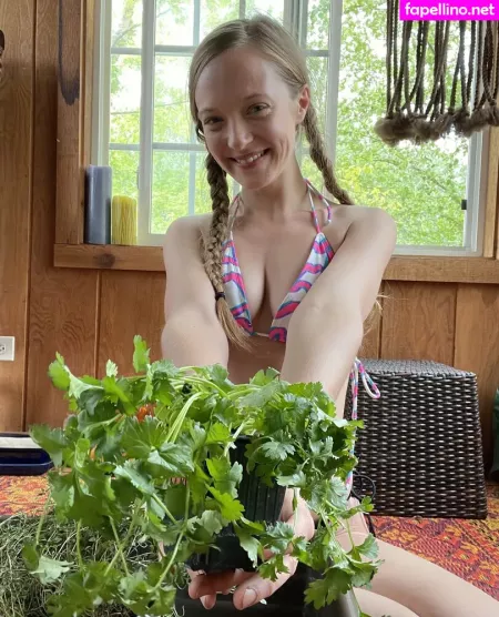 Harperlane OnlyFans Thumbnail #IL29bHt95n