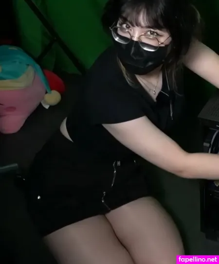 Harriet Barnes OnlyFans Thumbnail #4KxhvUgKjT