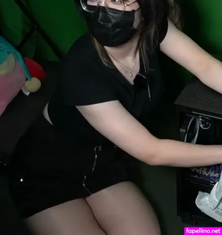 Harriet Barnes OnlyFans Thumbnail #UF4XxjATqB