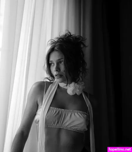 Harriet Herbig Matten OnlyFans Thumbnail #9npFgx3AIo