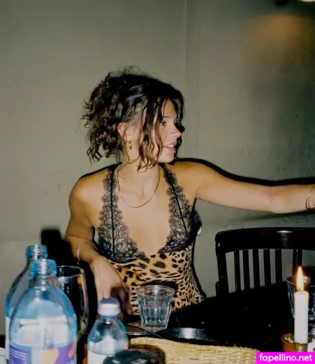 Harriet Herbig Matten OnlyFans Thumbnail #dWO5Ff6P75