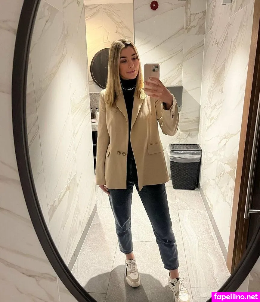 harrieteprior Nude Leaked OnlyFans Photo #LQlRb6G3j3