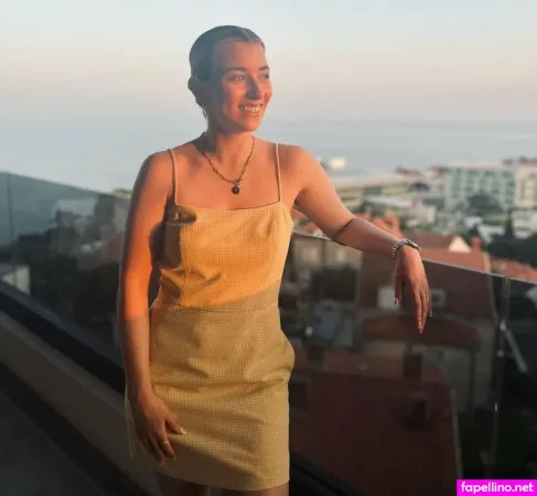 Harriet Prior OnlyFans Thumbnail #dNv0uqhVJ3