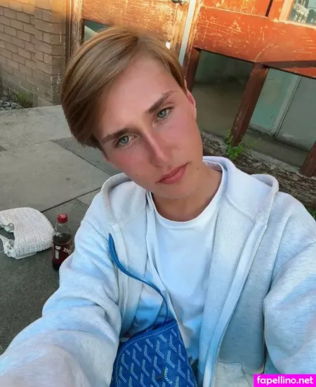 Harry Pierce OnlyFans Thumbnail #kRJ3ramOb9