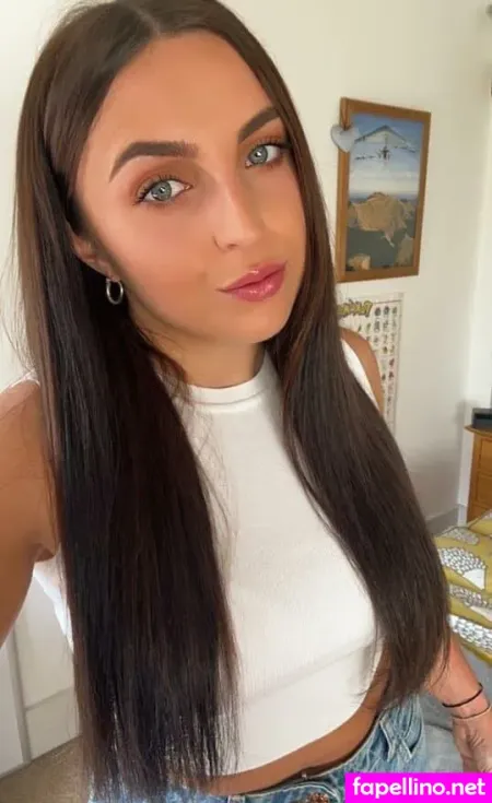 Haryoungxo OnlyFans Thumbnail #EFzT81mtE3