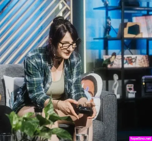 Haselnuuuss OnlyFans Thumbnail #3cK6hlyCnN