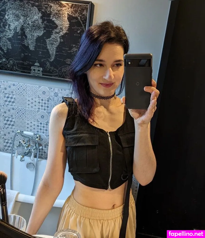 haselnuuuss, ilovebitterlife Nude Leaked OnlyFans Photo #WUHecRwmHL