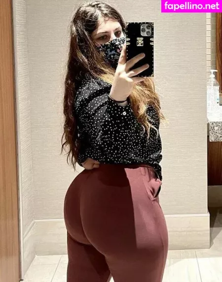 Hashemi Sisters OnlyFans Thumbnail #ssxVGtg3zA